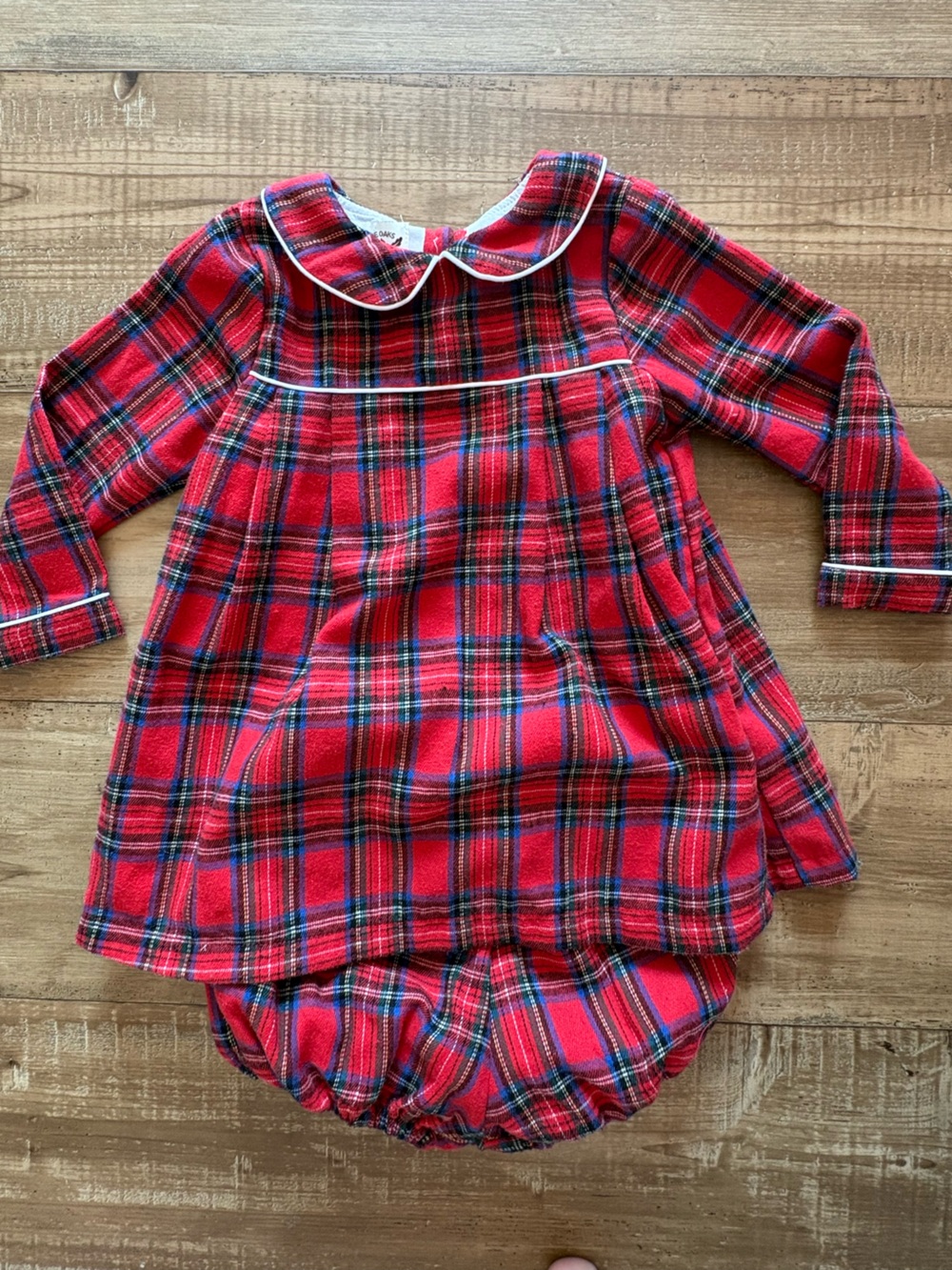 The Oaks 100% Cotton Christmas Plaid Dress & Bloomers Set Size 4